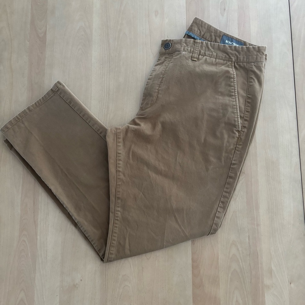 BONOBOS Tailored Pants. Men’s Size 36 x 30. Lt. Brown Cotton. Good Condition
